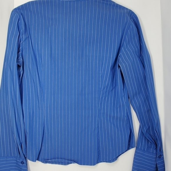 EXPRESS Blue and White PINSTRIPE BUTTON DOWN BLOUSE Women Size 9/10 - Picture 4 of 16